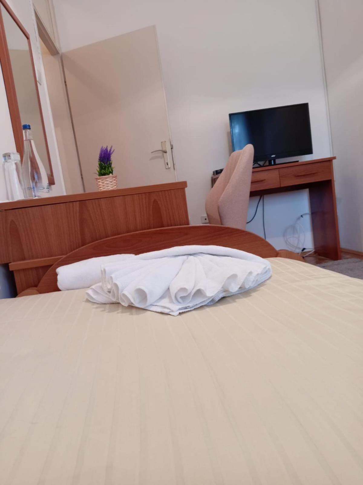 Hotel Vlasina - Vlasinsko Jezero Vlasina Rid Dış mekan fotoğraf